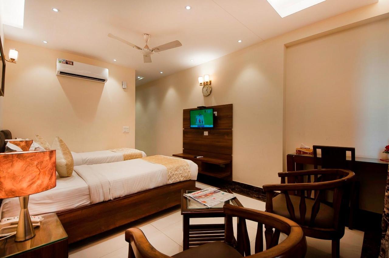 Imperial Apartments Huda City คูร์เคาน์ ภายนอก รูปภาพ