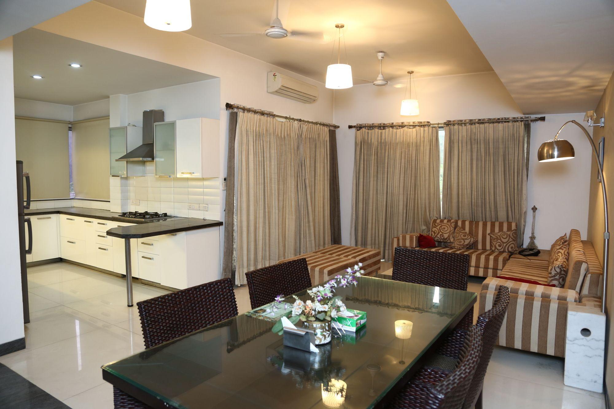 Imperial Apartments Huda City คูร์เคาน์ ภายนอก รูปภาพ